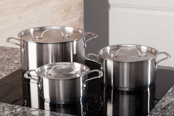 stainless steel pots and pans that are the best for a glass cooktop