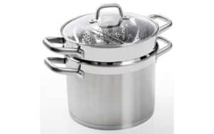 larger stainless steel duxtop saucepan and pasta strainer